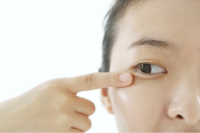 健康用眼 請(qǐng)保護(hù)好我們的眼睛！