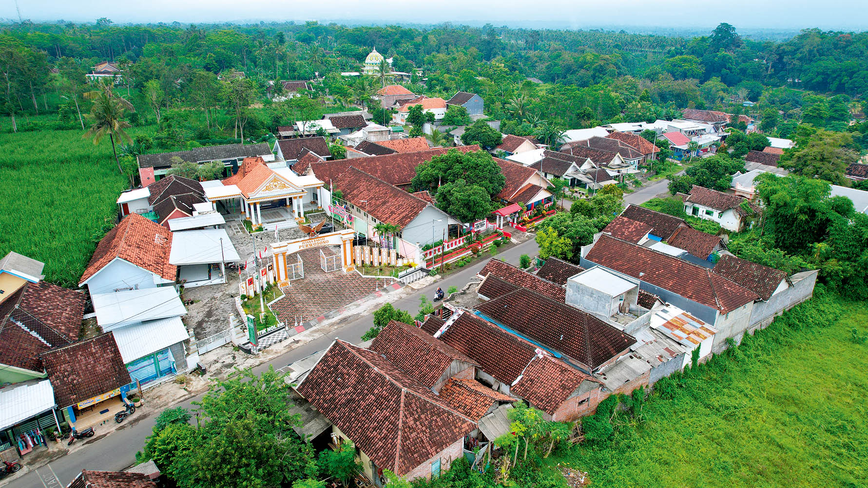 將移民安置打造成“發(fā)展引擎”——專訪印度尼西亞人口流動(dòng)部部長