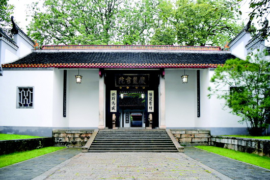 千年岳麓，弦歌不絕