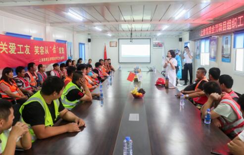“小病挺，大病拖” 農(nóng)民工的健康保障如何破題？