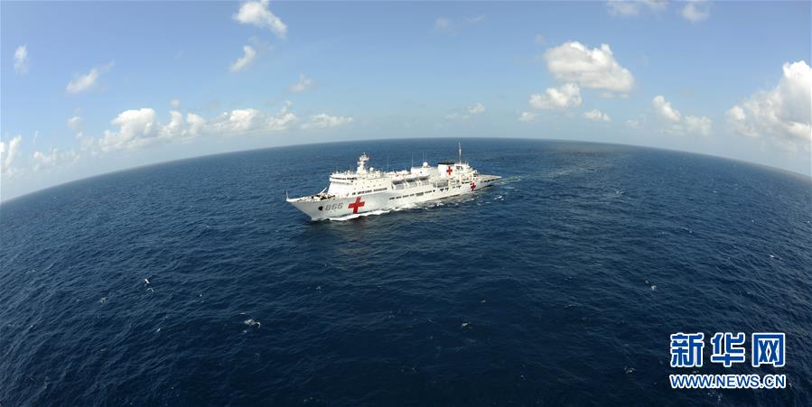 （圖文互動）（1）中國之舟，為和平友愛而來——一份來自中國海軍和平方舟號醫(yī)院船的報告
