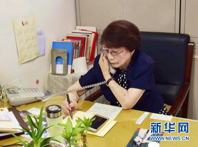 老年生活精力都放在教育上，健康秘訣是保持學(xué)習(xí)，簡單生活。