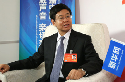 全國(guó)人大代表劉明忠做客新華網(wǎng)、中國(guó)政府網(wǎng)兩會(huì)訪談