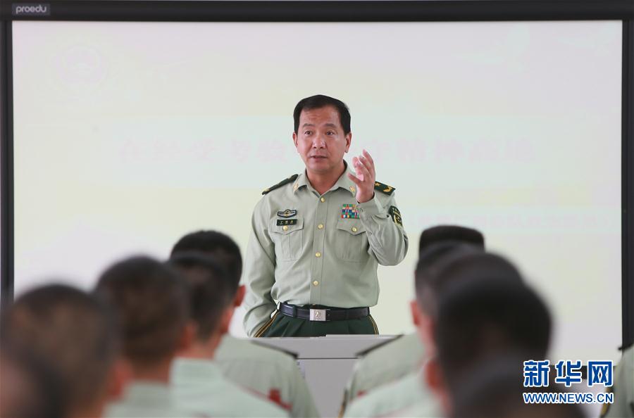 （建軍90周年·英雄·圖文互動）（1）堅(jiān)定前行 唯有信仰——獨(dú)臂將軍丁曉兵的“廣西時(shí)間”