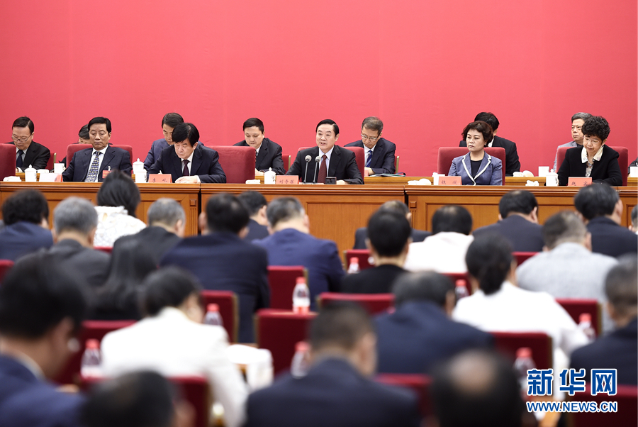 9月20日，中國電視藝術家協(xié)會第六次全國代表大會在北京召開。中共中央政治局委員、中央書記處書記、中宣部部長劉奇葆出席開幕式并講話。新華社記者 燕雁 攝