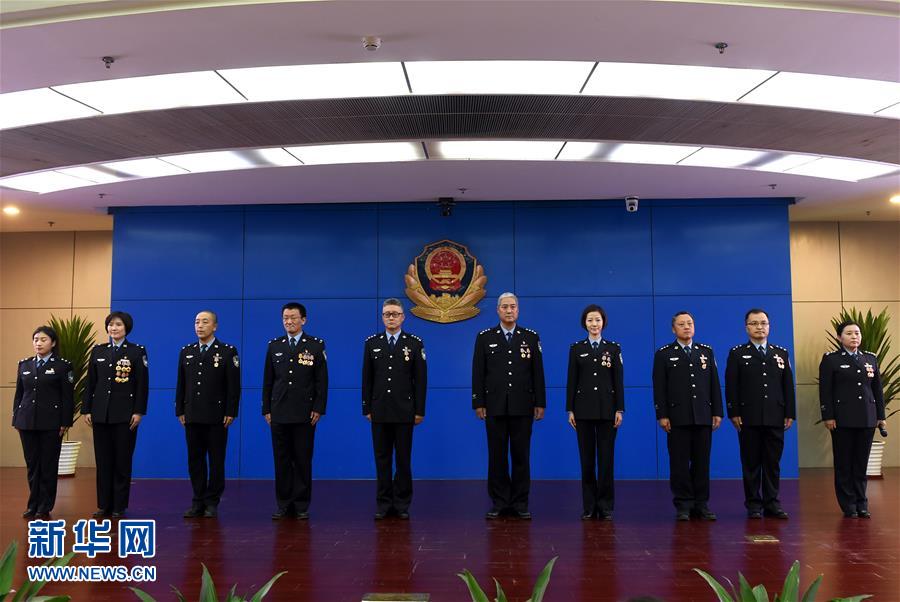 （在習(xí)近平新時(shí)代中國特色社會主義思想指引下——新時(shí)代新氣象新作為·新華全媒頭條·圖文互動）（7）最濃是這中國紅——北京市西城區(qū)弘揚(yáng)紅墻意識深化改革發(fā)展紀(jì)實(shí)