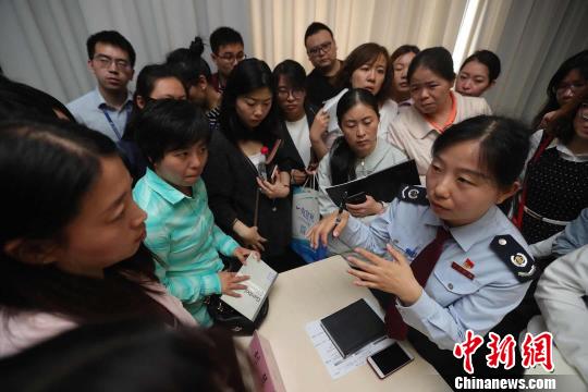 國(guó)稅、地稅新政送到企業(yè)“家門口”北京為科技企業(yè)普及稅法