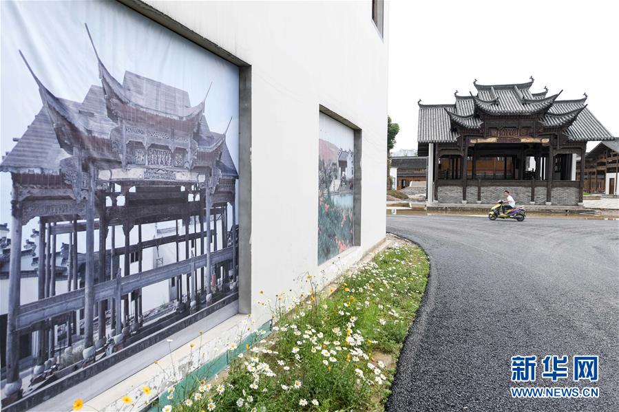 （新華全媒頭條·搶救古民居·圖文互動(dòng)）（5）當(dāng)古民居遇上城鎮(zhèn)化，如何留住鄉(xiāng)愁？
