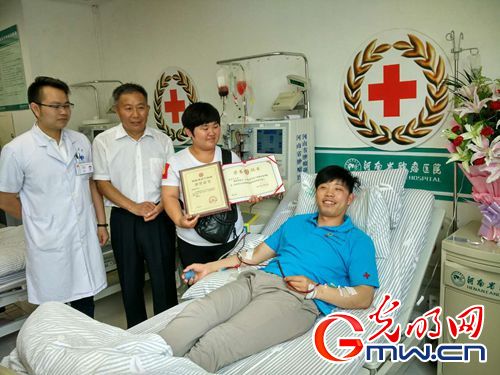 【中國(guó)夢(mèng)·踐行者】10年，這家企業(yè)涌現(xiàn)898名造血干細(xì)胞捐獻(xiàn)志愿者