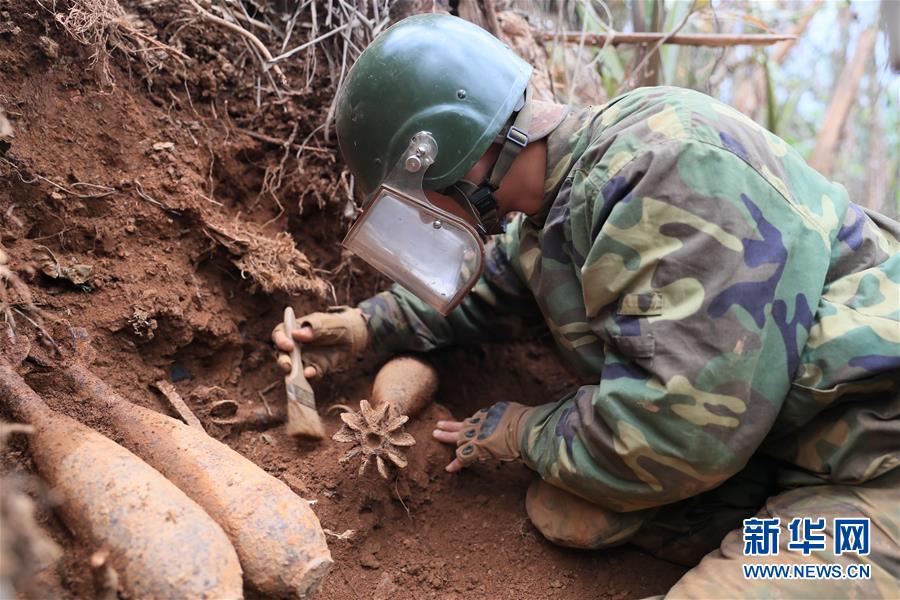 （圖文互動）（1）和平年代，離死神最近的人——南部戰(zhàn)區(qū)陸軍云南掃雷大隊邊境掃雷排爆記事