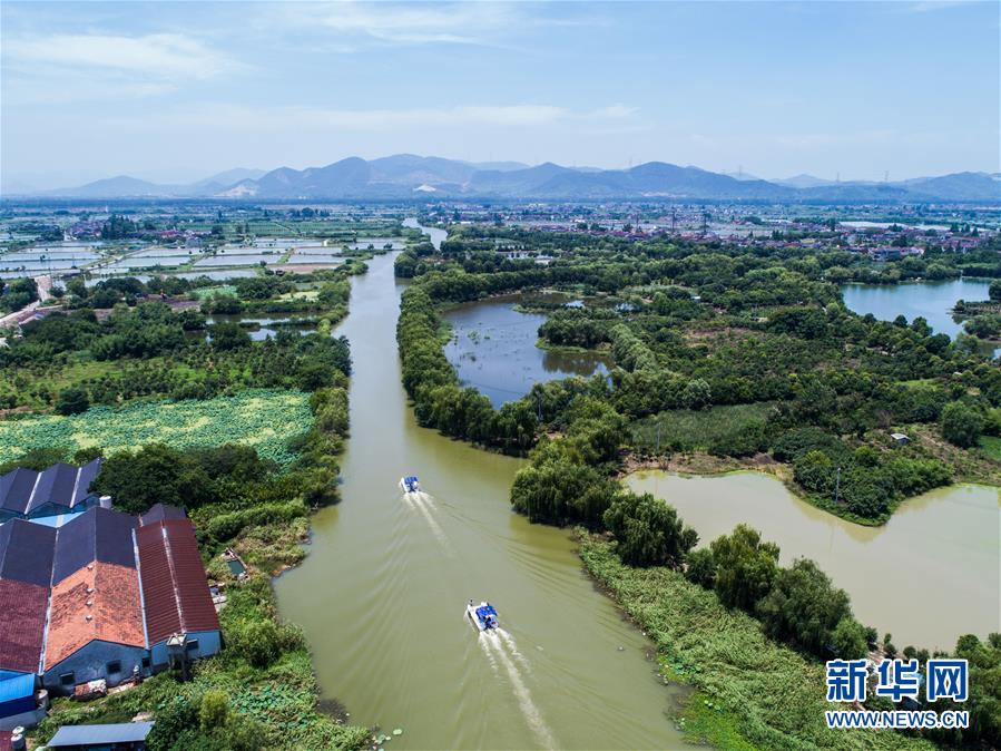 （新華全媒頭條·圖文互動(dòng)）（9）風(fēng)正一帆懸——以習(xí)近平同志為核心的黨中央治國(guó)理政一年間