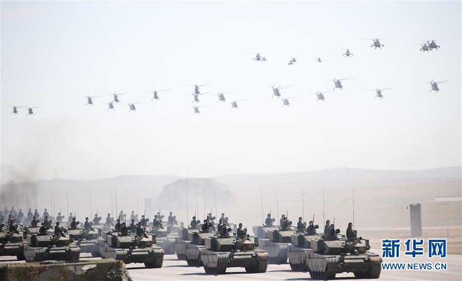 （新華全媒頭條·強(qiáng)軍思想引領(lǐng)新征程·圖文互動(dòng)）（6）那一刻，我們光榮接受檢閱