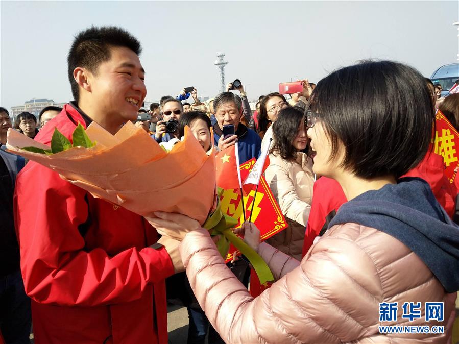 （第35次南極科考·圖文互動(dòng)）（2）“雪龍”歸航 中國第35次南極考察取得多項(xiàng)成果