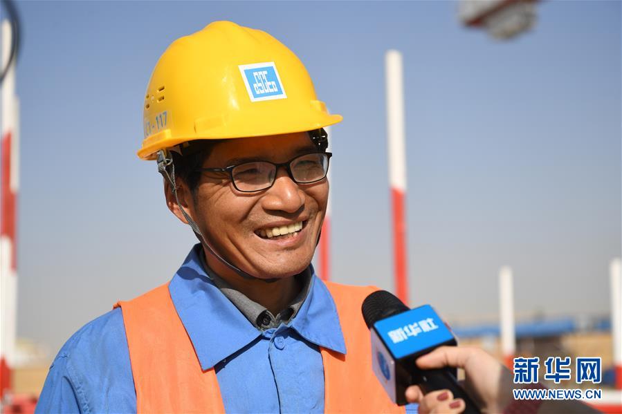 （新華全媒頭條·愛國情 奮斗者·圖文互動）（1）以青春之我，創(chuàng)青春中國——寫在五四運動100周年之際