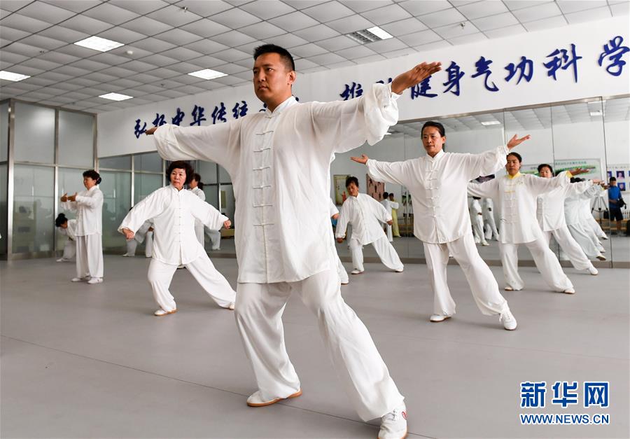 （新華全媒頭條·圖文互動(dòng)）（2）奔跑吧，健康中國——全民健身在路上
