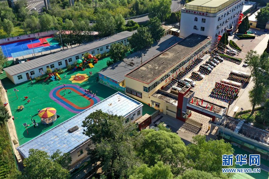 （在習(xí)近平新時代中國特色社會主義思想指引下——新時代新作為新篇章·總書記關(guān)心的百姓身邊事·圖文互動）（1）特別的愛，給特別的你——特殊教育的別樣風(fēng)景