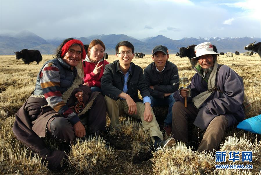 （在習(xí)近平新時(shí)代中國特色社會(huì)主義思想指引下&mdash;&mdash;新時(shí)代新作為新篇章&middot;總書記關(guān)心的百姓身邊事&middot;圖文互動(dòng))（1）&ldquo;我走進(jìn)大山，是為了讓你走出大山&rdquo;&mdash;&mdash;大學(xué)生支教故事