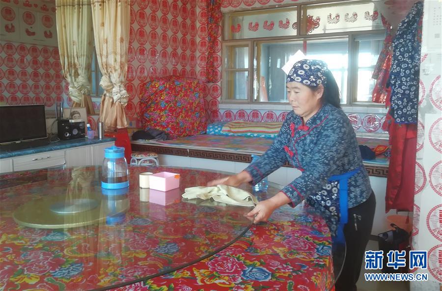 (在習(xí)近平新時代中國特色社會主義思想指引下——新時代新作為新篇章·總書記關(guān)心的百姓身邊事·圖文互動)(2)一個貧困山村的振興新動能——小故事里的大情懷之五