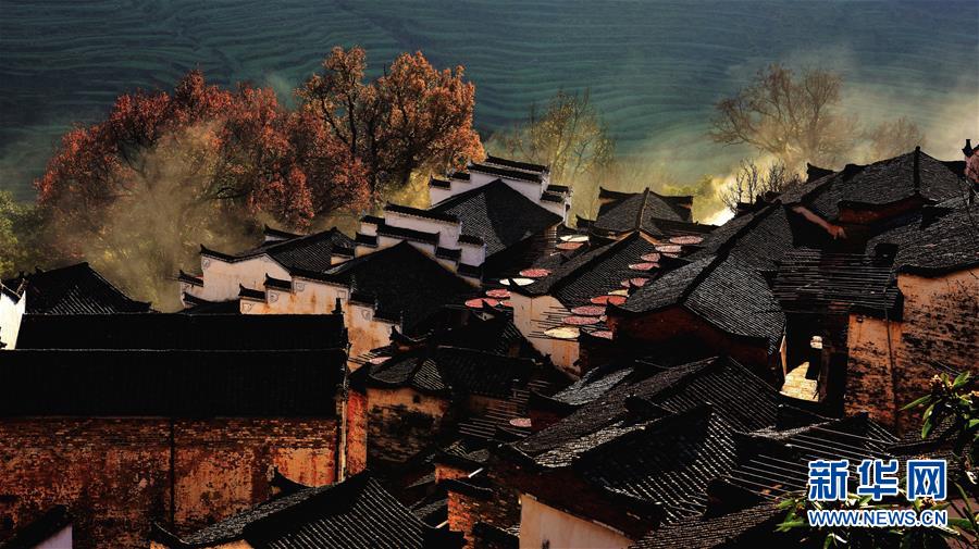 （圖文互動）（10）鄉(xiāng)村攝影師、鄉(xiāng)村“模特”、民宿店主——鄉(xiāng)村旅游推動婺源農(nóng)民生活方式發(fā)生新變化