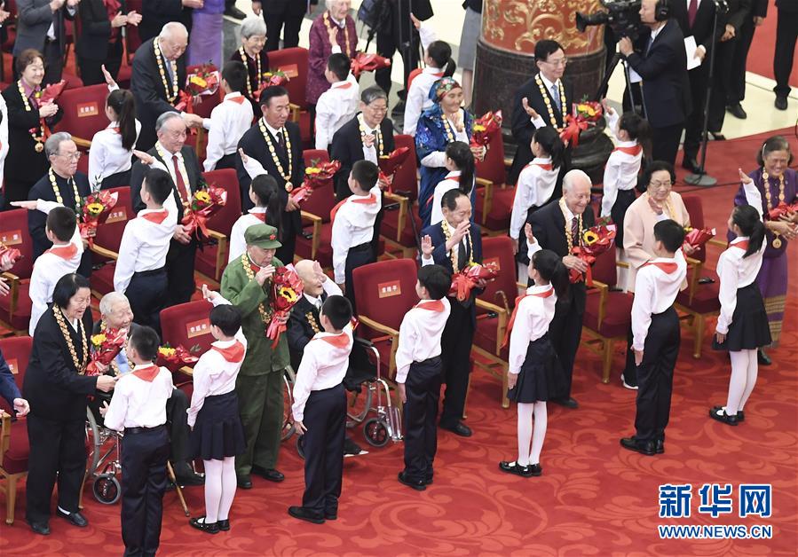 （新華全媒頭條&middot;圖文互動(dòng)）（19）創(chuàng)新，在復(fù)興的征程上&mdash;&mdash;以習(xí)近平同志為核心的黨中央關(guān)心科技創(chuàng)新工作紀(jì)實(shí)