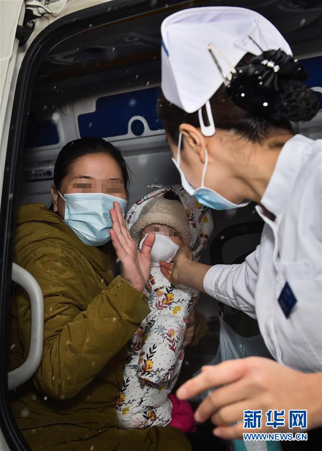 （聚焦疫情防控·圖文互動）（1）“等奇奇長大了，一定帶她再來北京”——北京9個月患兒出院記