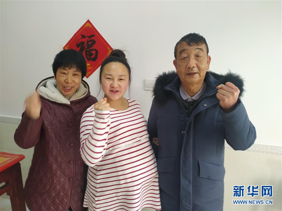 （一線抗疫群英譜·圖文互動(dòng)）（4）羅文浩：“女兒，你的名字里有溫暖，有榮光！”