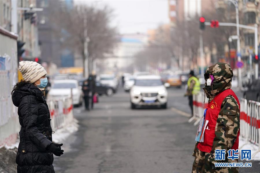 （習(xí)近平致敬的戰(zhàn)&ldquo;疫&rdquo;英雄&middot;志愿者篇&middot;圖文互動(dòng)）（12）他們，微光成炬照征程