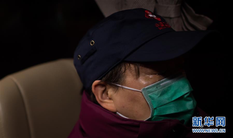 （新華全媒頭條·習(xí)近平致敬的戰(zhàn)“疫”英雄·武漢人民篇·圖文互動）（11）壯哉，大武漢——獻(xiàn)給英雄的武漢人民