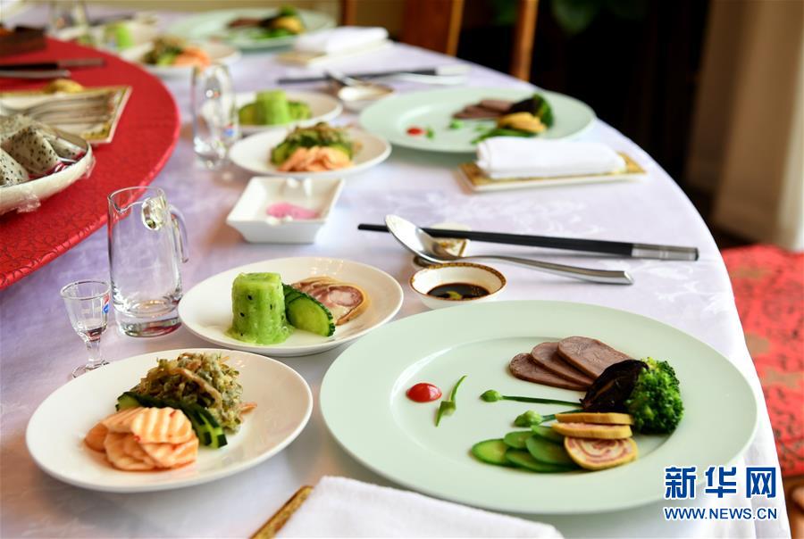 （聚焦復(fù)工復(fù)產(chǎn)·圖文互動）（2）“分得安心，吃得放心”——豫菜老字號的復(fù)工見聞