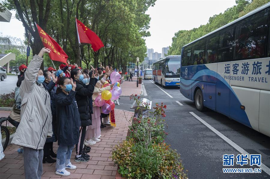 （新華全媒頭條·圖文互動(dòng)）（5）上下同心，守望相助——中國(guó)抗疫眾志成城的生動(dòng)實(shí)踐