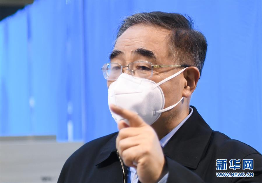 （聚焦疫情防控·圖文互動）（7）分秒必爭！一切為了治病救人——中國抗疫生命至上的生動實踐