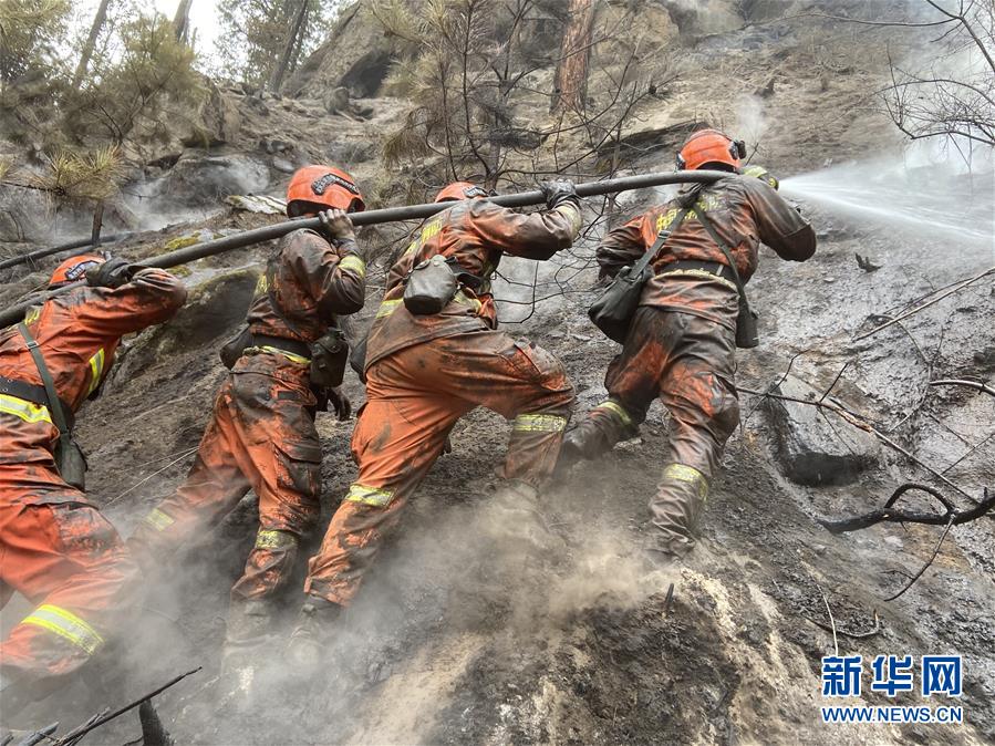 （圖文互動）（2）青春無悔，雪域林海我來守衛(wèi)——一位西藏森林消防大隊(duì)長十八年的“高原情”