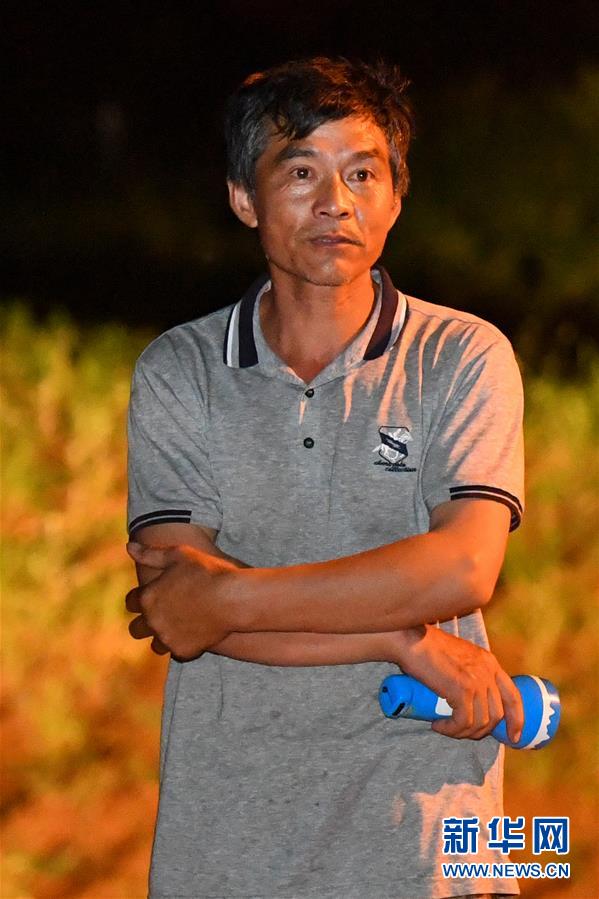 （防汛抗洪·圖文互動(dòng)）（3）“保衛(wèi)家園，誰(shuí)都不能是旁觀者”——夜訪洞庭湖大堤防汛一線