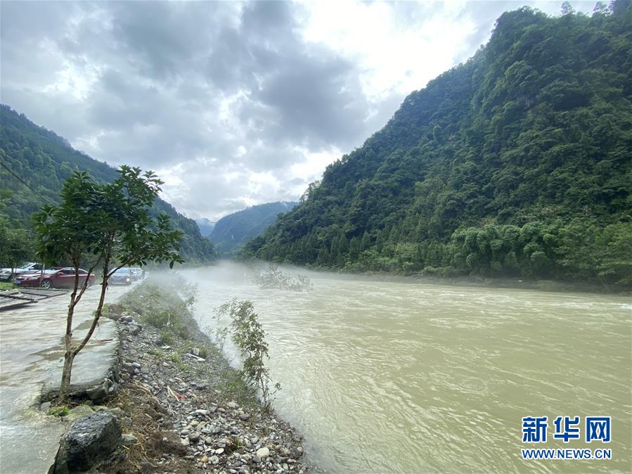 （防汛抗洪·圖文互動）（1）山洪襲來前，澧水河畔大轉移