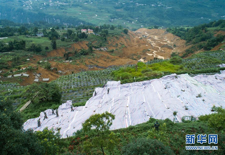 （在習(xí)近平新時代中國特色社會主義思想指引下——新時代新作為新篇章·習(xí)近平總書記關(guān)切事·圖文互動）（7）戰(zhàn)疫魔,斗洪魔——湖北全力應(yīng)對防疫、防汛疊加“雙考”