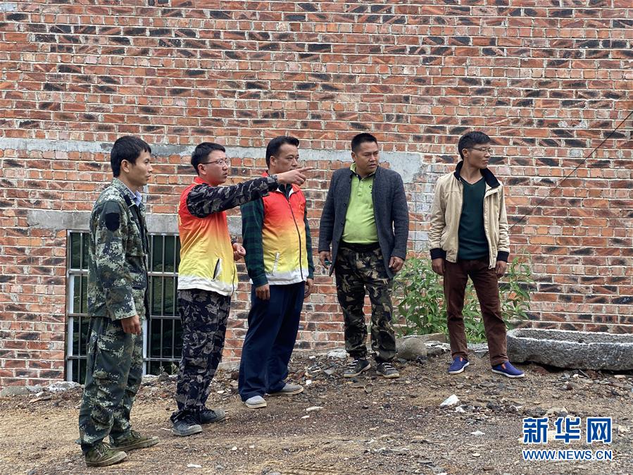 （在習(xí)近平新時(shí)代中國(guó)特色社會(huì)主義思想指引下——新時(shí)代新作為新篇章·習(xí)近平總書記關(guān)切事·圖文互動(dòng)）（5）青春做伴，西部放歌——走近扎根西部建設(shè)邊疆的大學(xué)生們