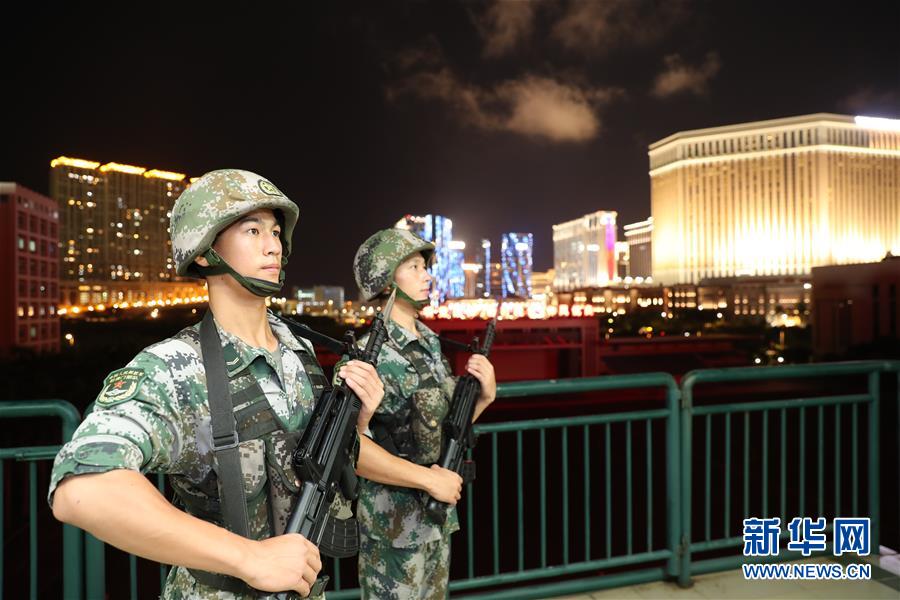 （在習近平強軍思想指引下·我們在戰(zhàn)位報告·圖文互動）（1）駐澳門部隊：濠江之畔，最可愛的人