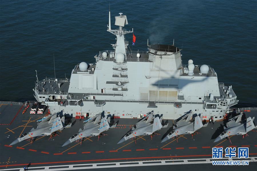 (在習(xí)近平強(qiáng)軍思想指引下·我們在戰(zhàn)位報(bào)告·圖文互動(dòng))(8)奮飛在新時(shí)代的海天——海軍某艦載航空兵部隊(duì)備戰(zhàn)打仗記事