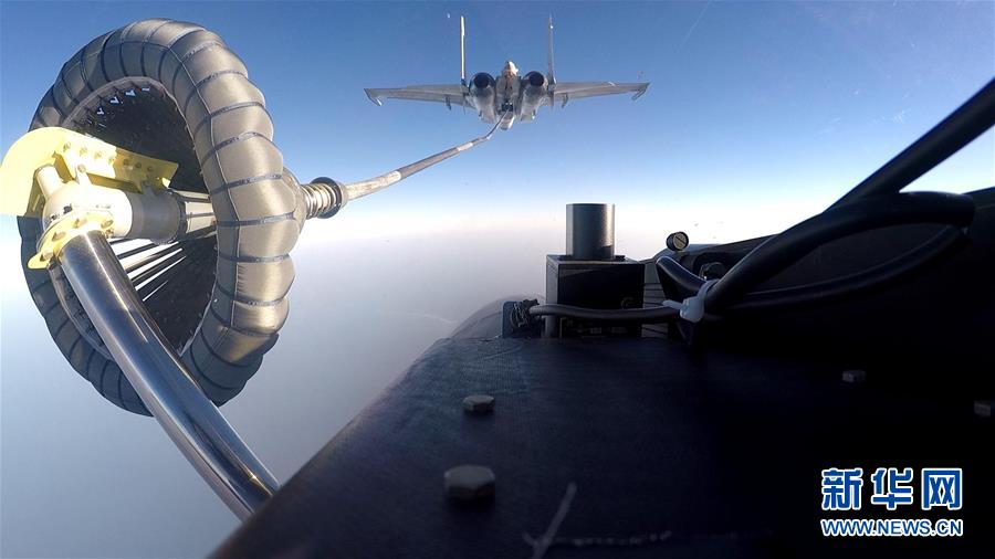 (在習(xí)近平強(qiáng)軍思想指引下·我們在戰(zhàn)位報(bào)告·圖文互動(dòng))(9)奮飛在新時(shí)代的海天——海軍某艦載航空兵部隊(duì)備戰(zhàn)打仗記事