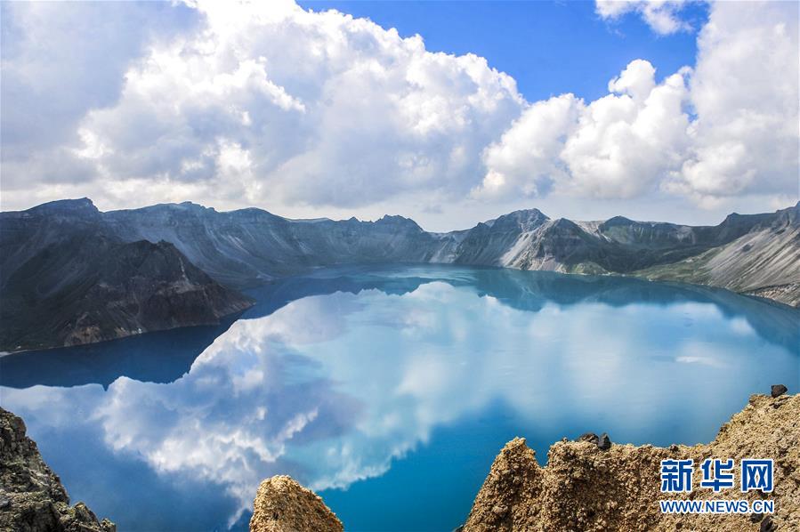 （新華全媒頭條·走向我們的小康生活·圖文互動）（9）黑土地上是我家——在吉林，一瞥中國東北鄉(xiāng)村美麗未來