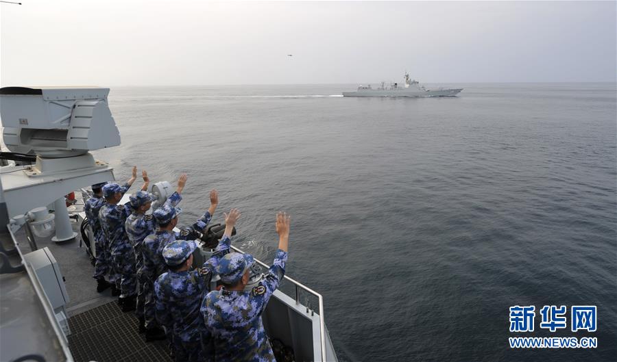 （國際）（2）中國海軍第35、36批護(hù)航編隊(duì)在亞丁灣完成任務(wù)交接