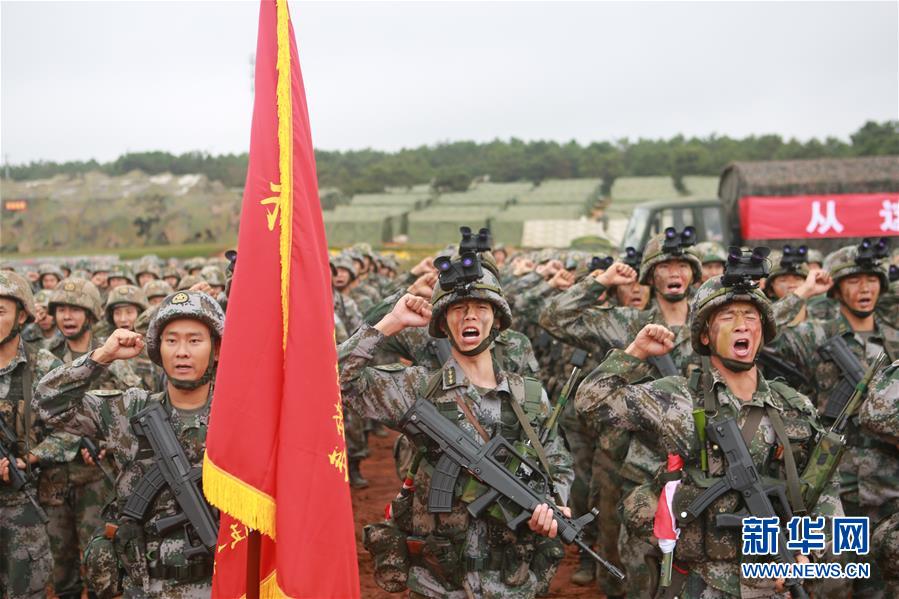 （在習(xí)近平強(qiáng)軍思想指引下·我們?cè)趹?zhàn)位報(bào)告·圖文互動(dòng)）（1）千里移防，鐵心跟黨走——南部戰(zhàn)區(qū)陸軍第75集團(tuán)軍某紅軍旅政治建軍、練兵備戰(zhàn)記事