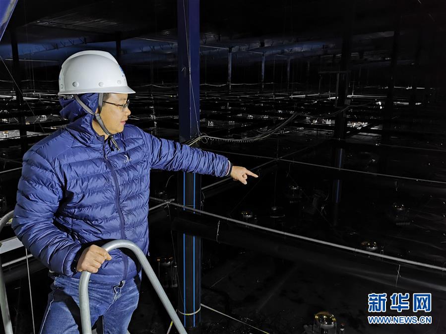 （青春的夢(mèng)想 青春的奮斗·圖文互動(dòng)）（2）年輕，就要無(wú)悔擔(dān)當(dāng)——青春在奉獻(xiàn)中閃光