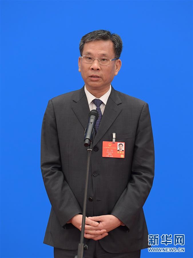 （兩會(huì)·人大開(kāi)幕）（2）采訪(fǎng)部長(zhǎng)