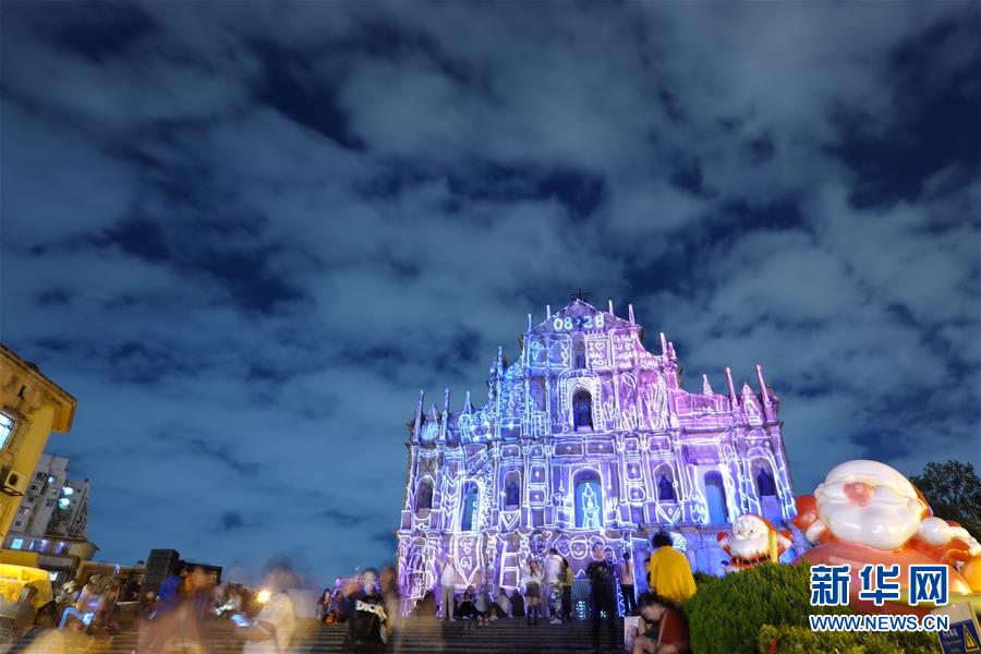 （澳門回歸20周年&middot;新華全媒頭條&middot;圖文互動）（4）盛世濠江恰如春&mdash;&mdash;習(xí)近平主席視察澳門特別行政區(qū)紀(jì)實(shí)