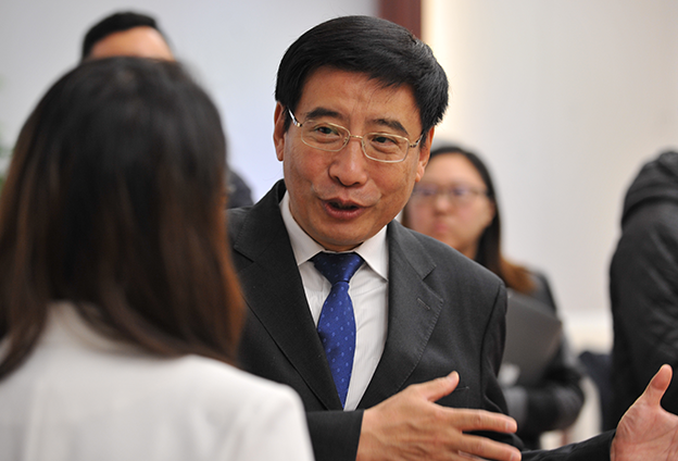 進一步打破電信、軍工領(lǐng)域民營企業(yè)準入障礙