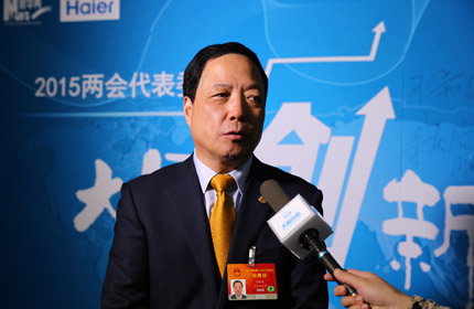 “一個(gè)技術(shù)點(diǎn)上的創(chuàng)新，形成一個(gè)體系的技術(shù)創(chuàng)新，再形成一個(gè)體系的標(biāo)準(zhǔn)。”