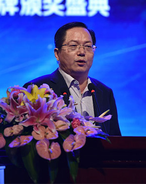 經(jīng)濟學(xué)家、中國人民銀行研究局研究員鄒平座