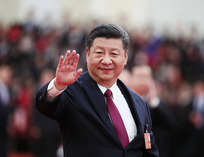 1、全國(guó)兩會(huì)貫徹十九大部署凝聚共識(shí)力量