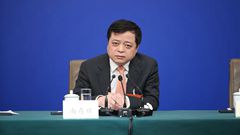 全國(guó)政協(xié)常委、全國(guó)工商聯(lián)副主席、正泰集團(tuán)董事長(zhǎng) 南存輝